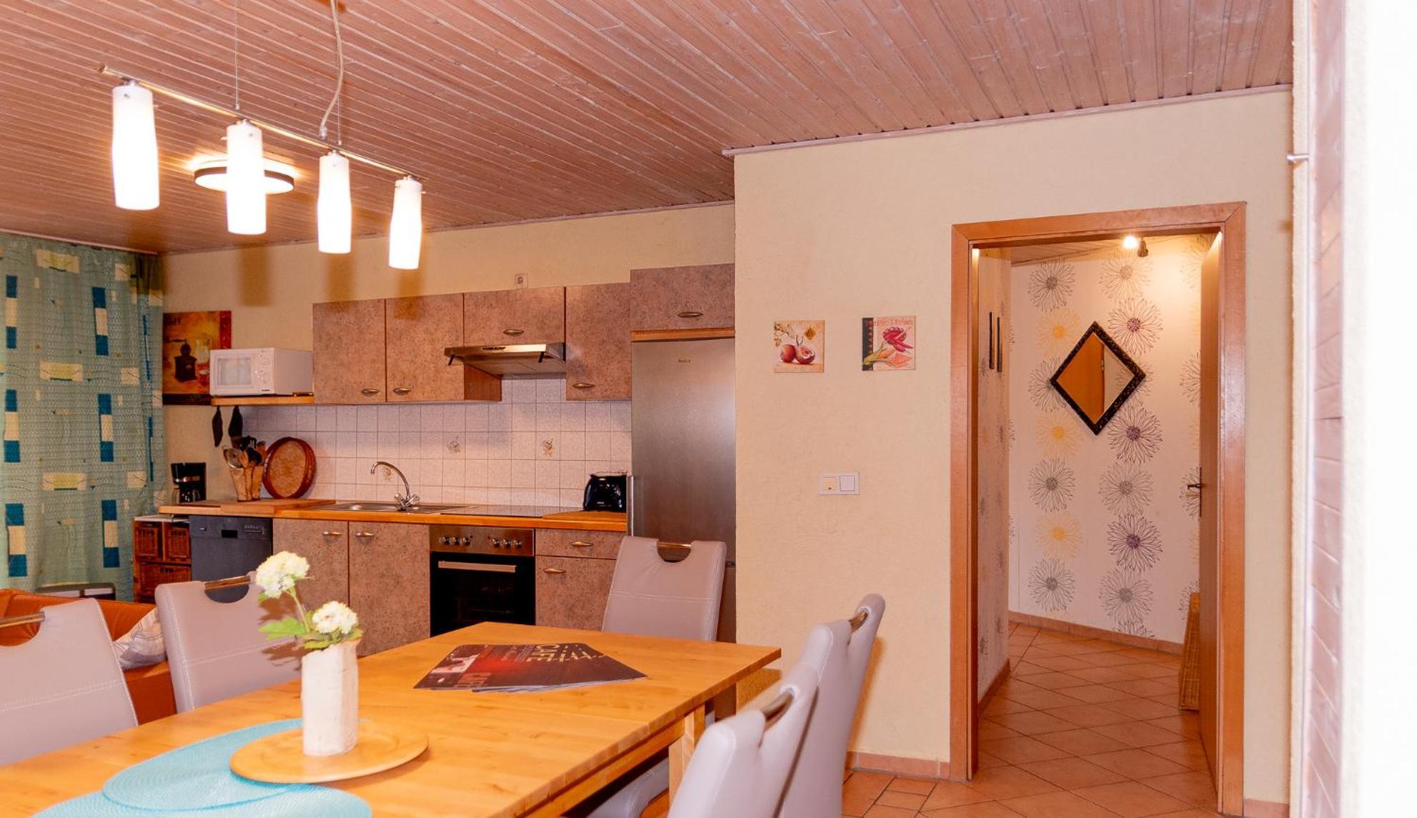 -waldhaus-fewo 4 Apartment *